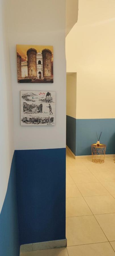 나폴리 Domus Luigi Leone B&B 외부 사진