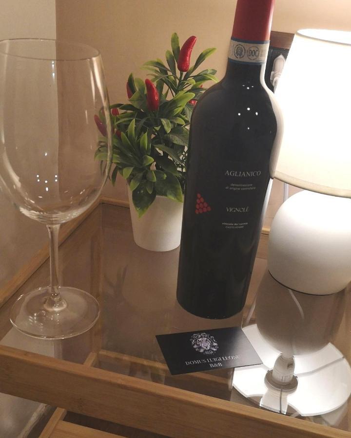 나폴리 Domus Luigi Leone B&B 외부 사진